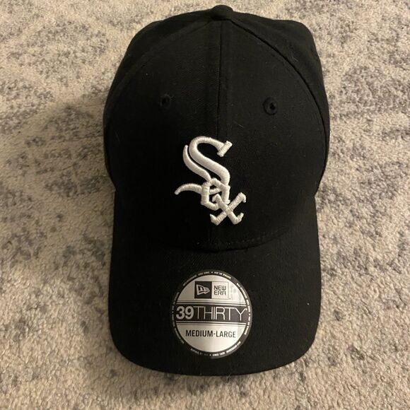 New Era Other - New Era MLB Chicago White Sox Black 39Thirty Medium-large